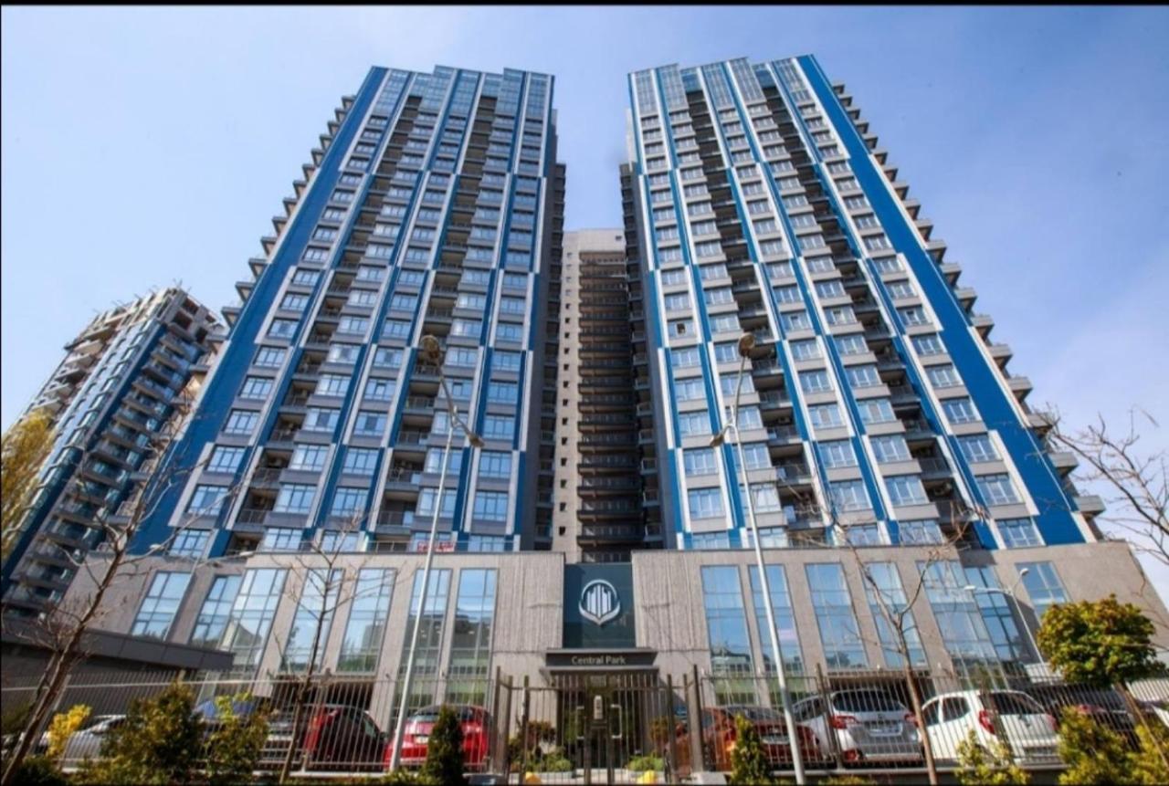 Petrovdom Apartaments 11-212 In Rc Central Park, 7 John Mccain Street Киев Екстериор снимка